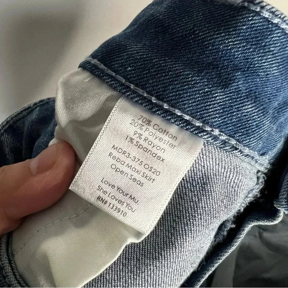 NWT Show Me your Mumu Reba Denim Maxi Skirt size 27 - Picture 9 of 16